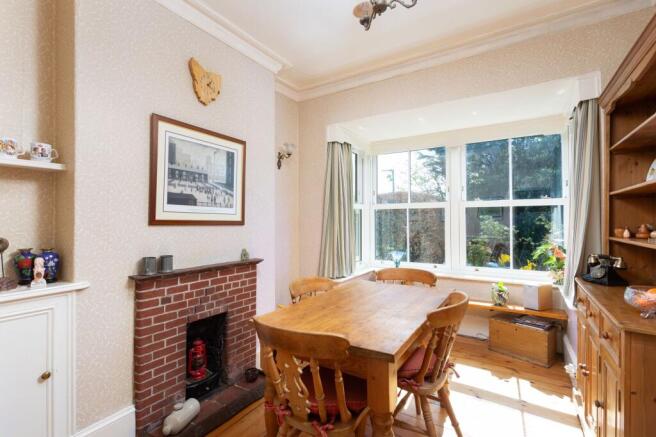4 bed Detached for sale Image 6