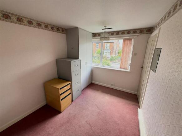 4 bed Detached for sale Image 11