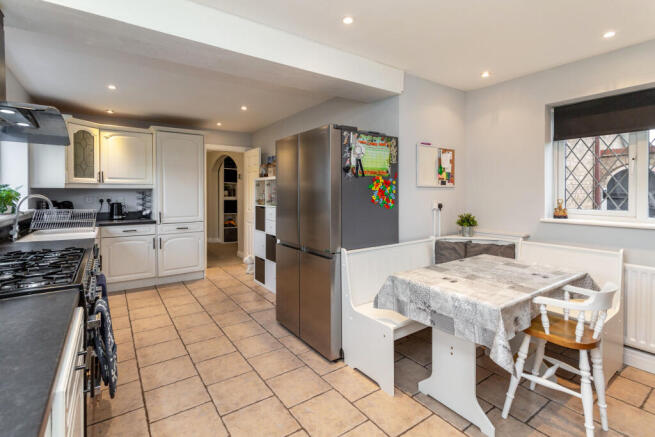 Breakfast Kitchen d