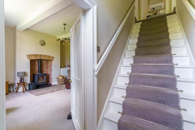 4 bed Detached for sale Image 9