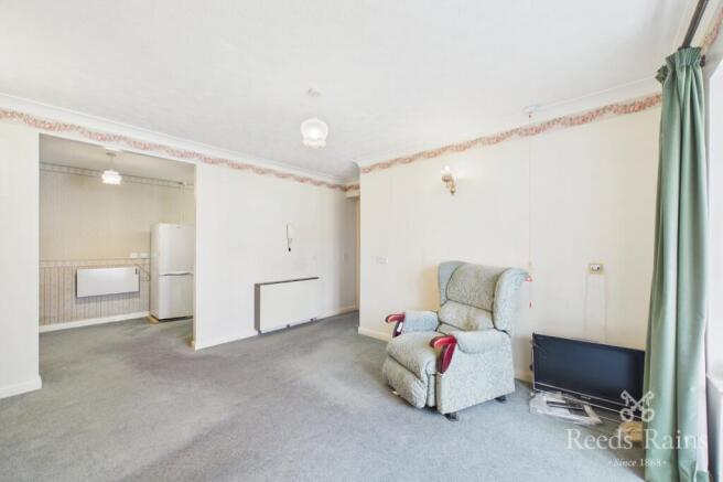 2 bed Apartment for sale Image 12