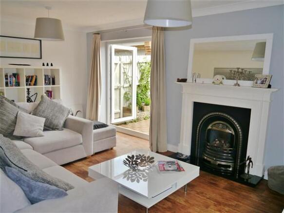 SITTING ROOM