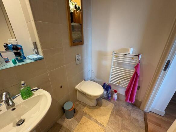1 bed Flat to rent Image 11