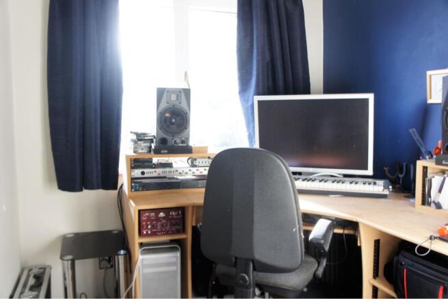 Photo 11