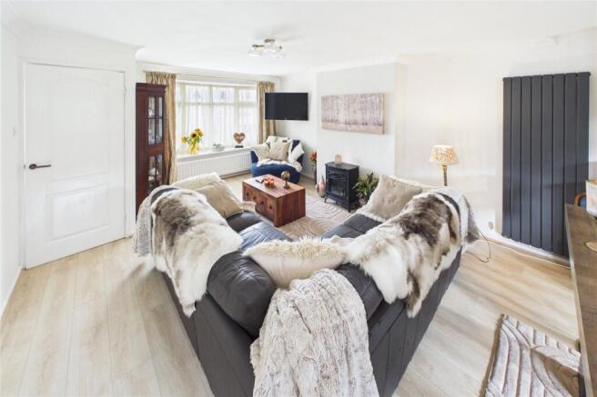 3 bed Semi-Detached for sale Image 4