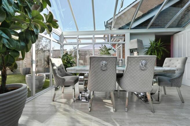 Valiant Gardens, Portsmouth, Hampshire, PO2 photo 4