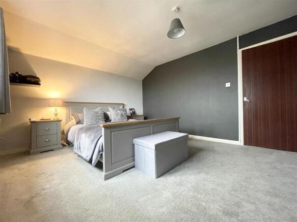 BEDROOM 1..jpeg