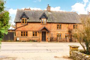 30 Mulberry Cottage, High Street, Towcester NN12 8XJ