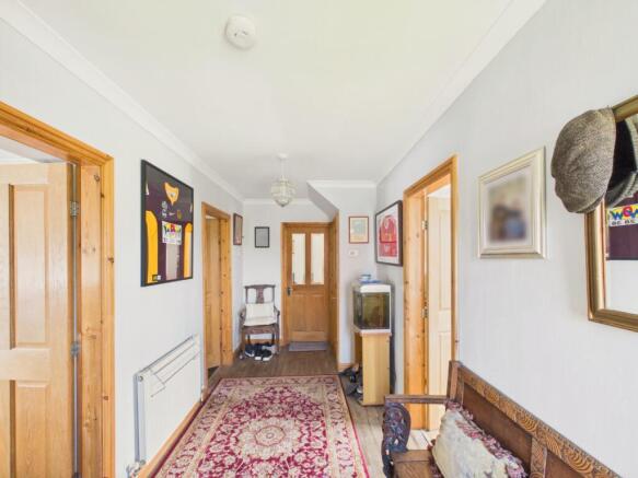 3 bed Semi-Detached for sale Image 8