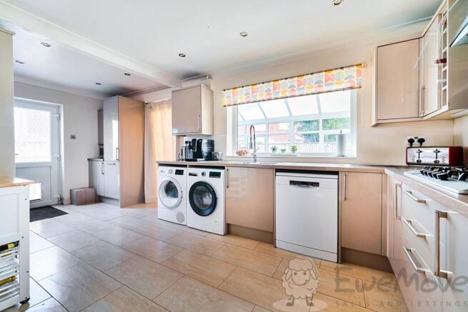 Kitchen-Dining Room