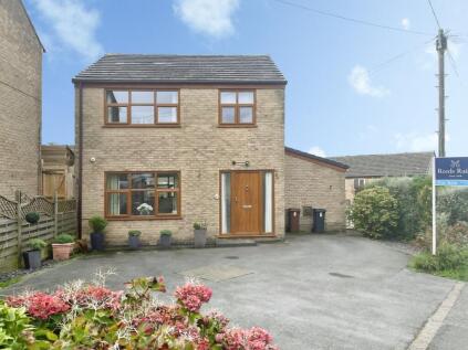 Peter Street, Hadfield, Glossop, Derbyshire, SK13