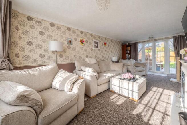 Forfar Drive, Bletchley, MK3 photo 2