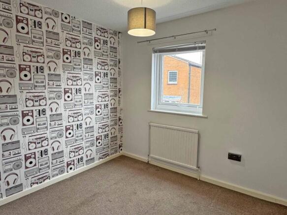 3 bed Terraced for sale Image 7