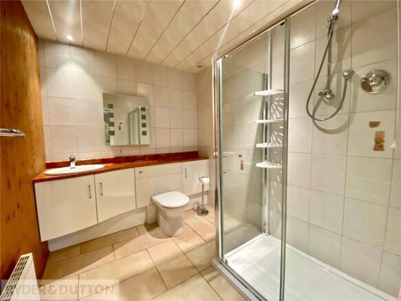 2 bed Apartment for sale Image 12