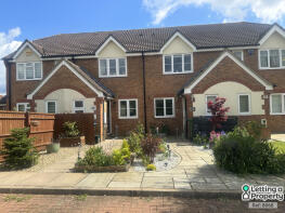 27, Waxwing Close, Watermead, Aylesbury HP19 0WT