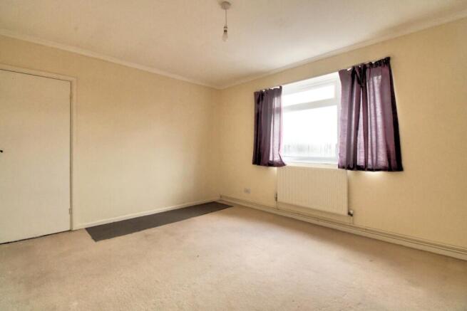 Large main bedroom