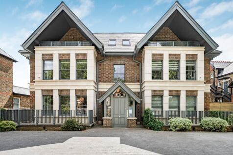 Carlton Road, London, W5