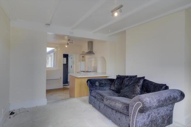 2-bed terraced on Sturry Road, Canterbury, CT1, £200,000