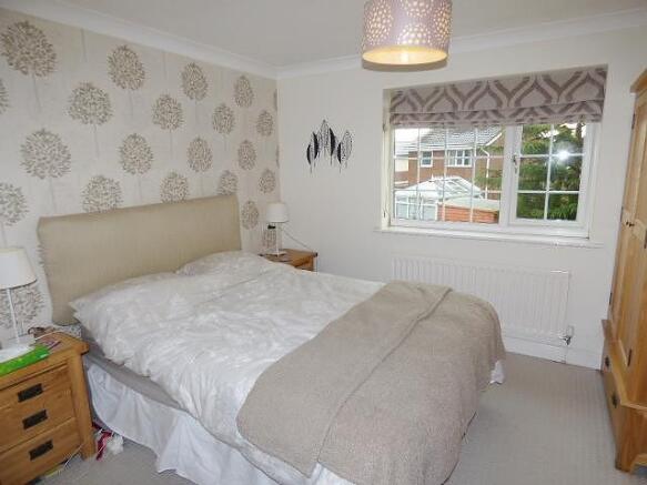 Bedroom 1 - 2