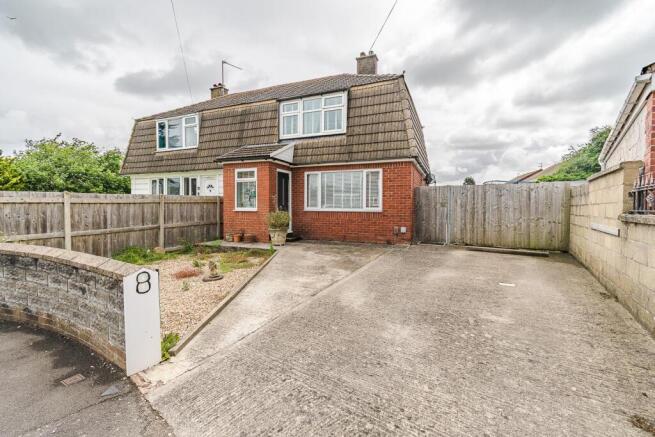3-bed semi-detached on Atlantic Place, Barry, £225,000