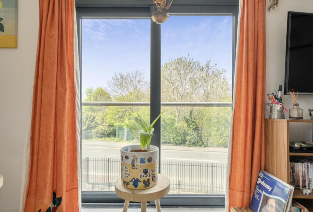 1441522-8-69dcf86...