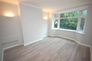 11, Page Court, Page Street, Mill Hill, London NW7 2DY