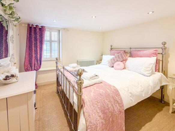 2 bed Maisonette for sale Image 6