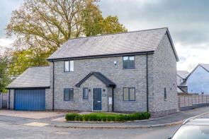 18, Hoggan Park, Brecon LD3 9SX