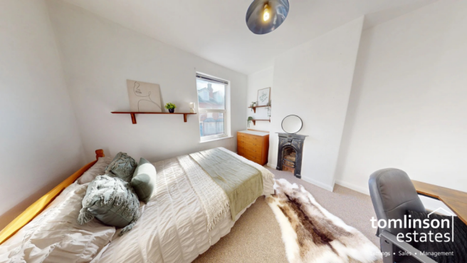 3 Bedroom end terrace house - HMO