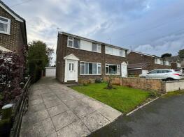 3, Fourlands Court, Bradford BD10 9SL