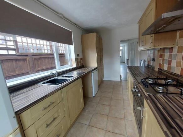 KITCHEN 2