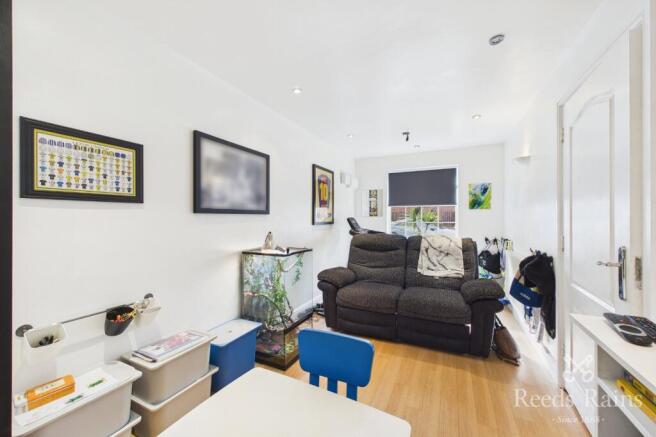 Linden Court, Rothwell, Leeds, West Yorkshire, LS26 photo 4