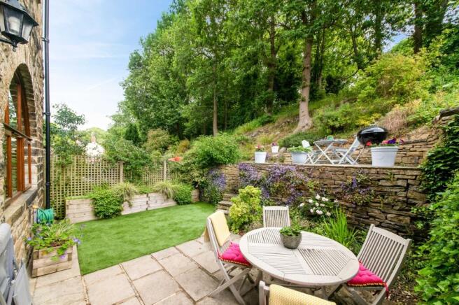 4 bed Character Property for sale Image 12