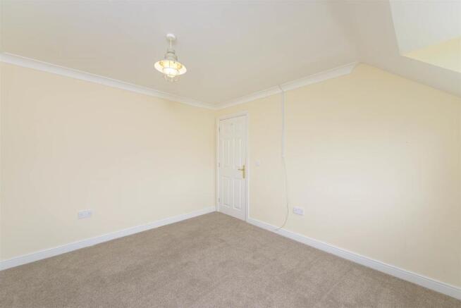 10WestwoodClose_047.jpg