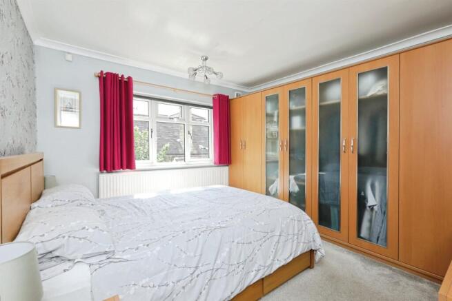 3 bed Detached for sale Image 9