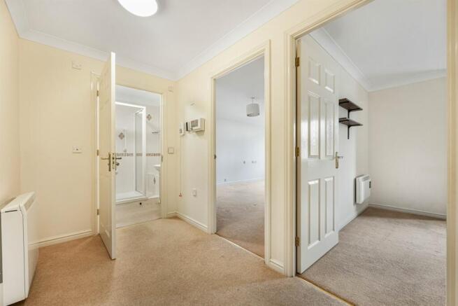 20 Milward Court, Warwick Road, Reading photo 4