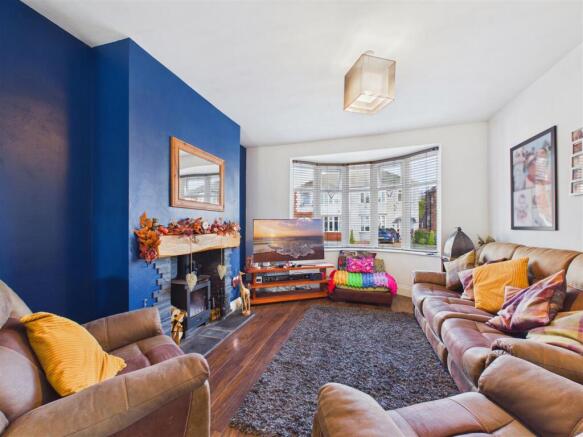 3 bed Semi-Detached for sale Image 5