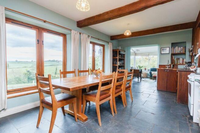 Kitchen/Breakf...