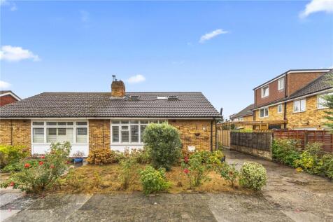 Dukes Close, Hampton, TW12