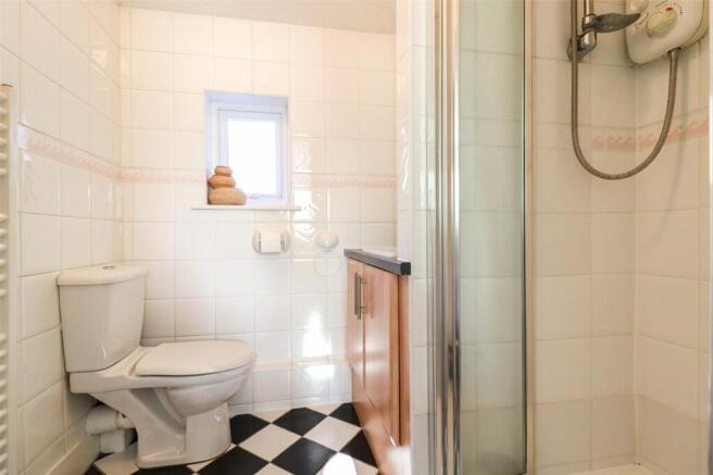 En-Suite Shower