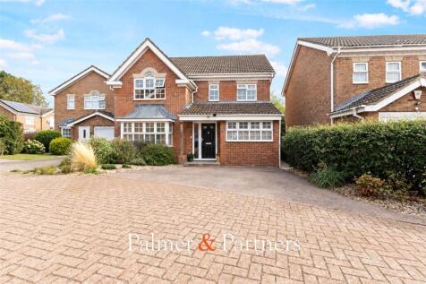 Valley Crescent, West Bergholt, Colchester, Essex, CO6