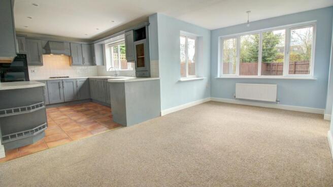 Dining Room & Kitchen
