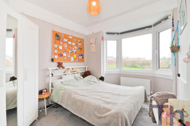 Bedroom 2.JPG