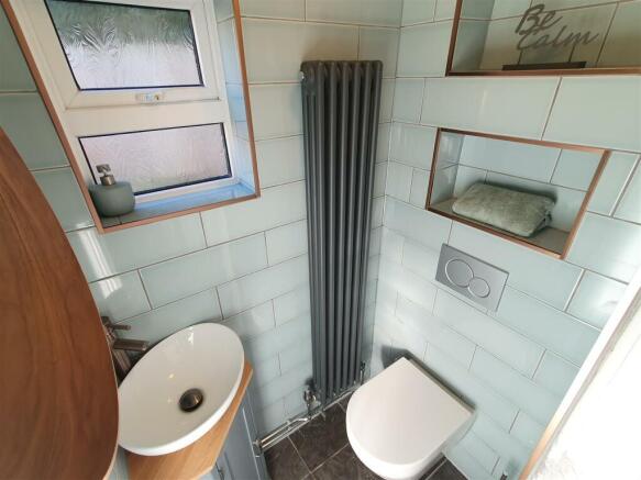 Cloakroom/WC