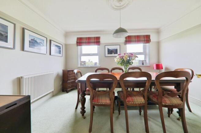 4 bed Detached for sale Image 10