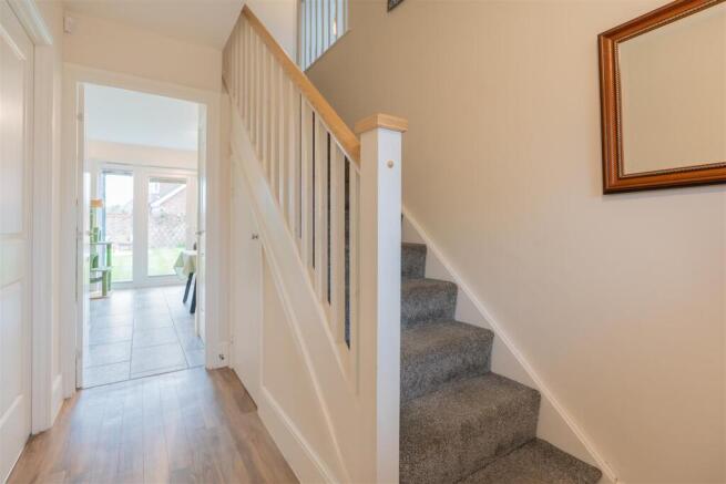 1 Beaufort Close-015.JPG