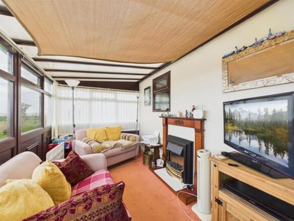 1 bed Bungalow for sale Image 10