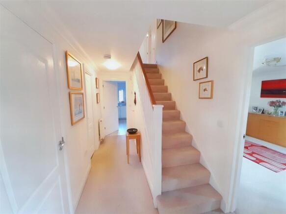 Hallway new.jpg