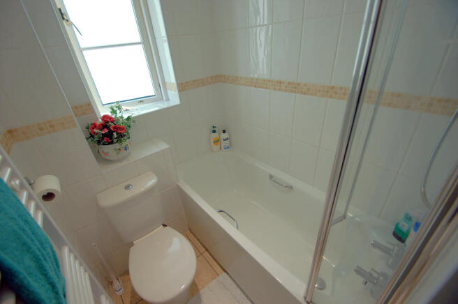 Baytree Cott bath 3.JPG