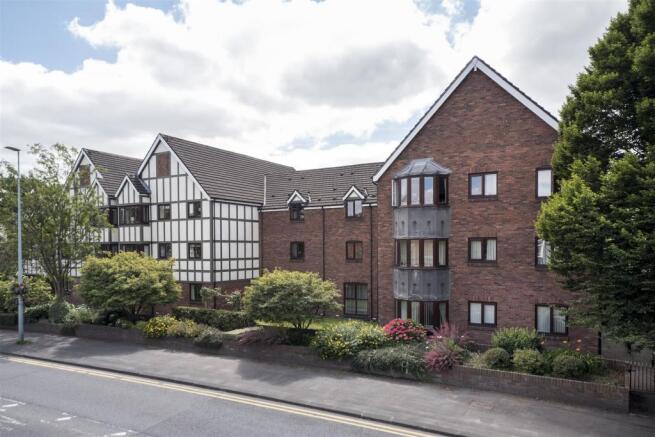Ash Court-007.JPG